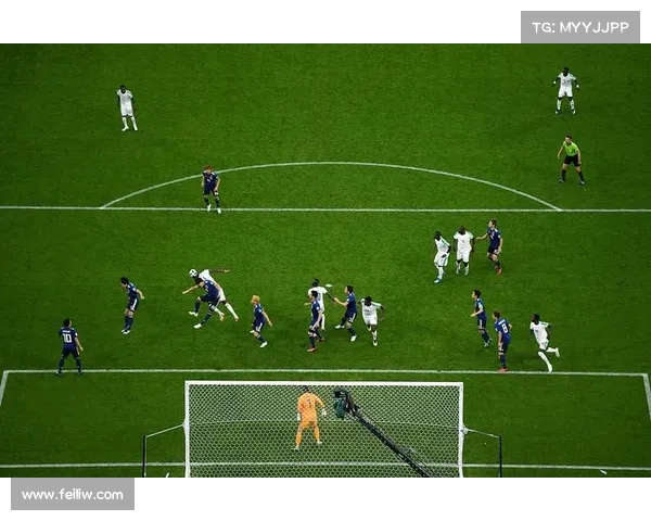 扑点球时如何通过球员动作和心理预测判断球的方向与技巧分析